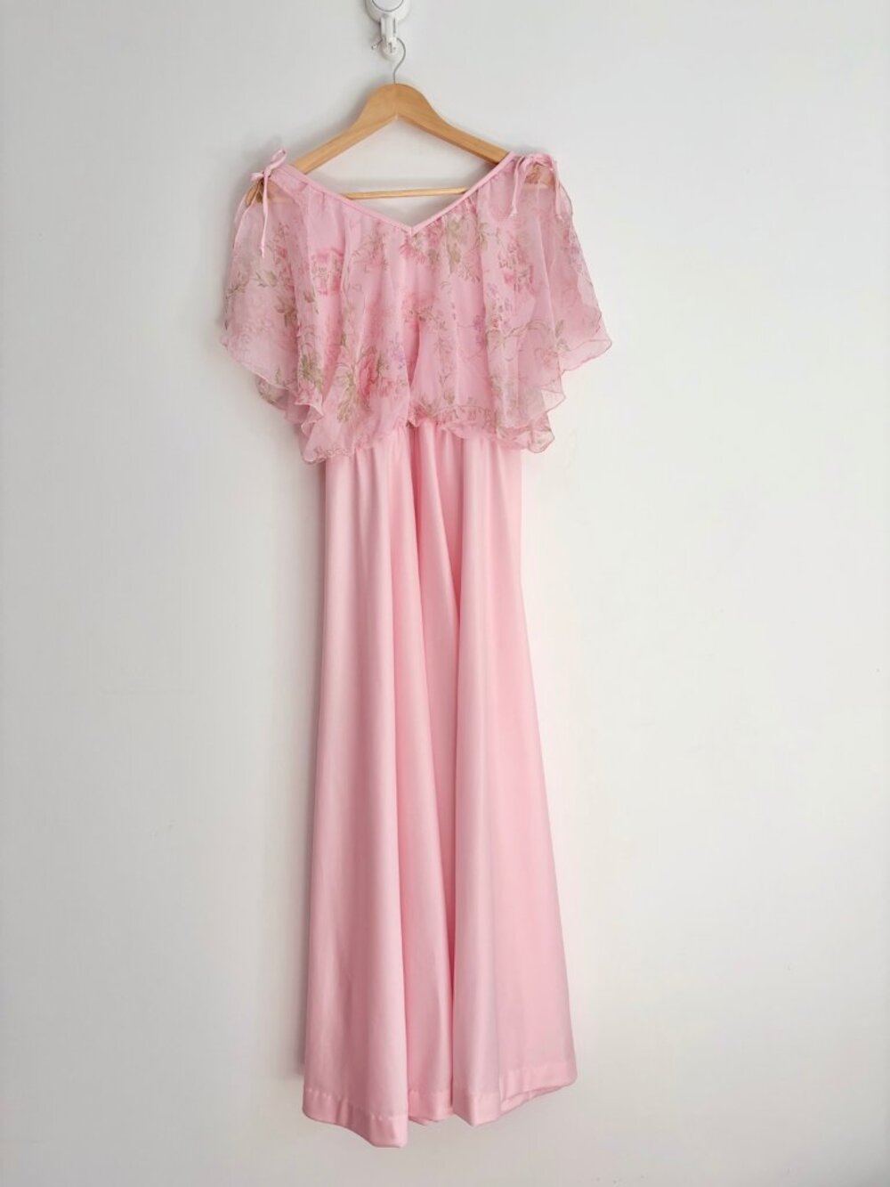 Vintage 1970s Coquette Fairycore Pink Floral Flutter Sleeve Maxi Dress S
